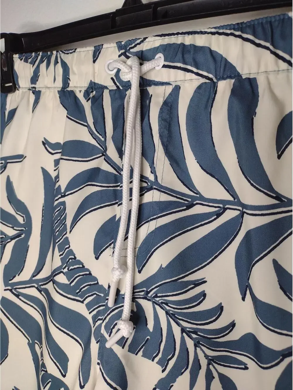 NWOT Original Penguin Men's White/Blue Tropical Swim Trunks Size XXL